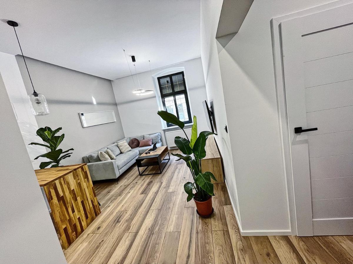 Polonia Art Apartments In The City Center Катовице Екстериор снимка