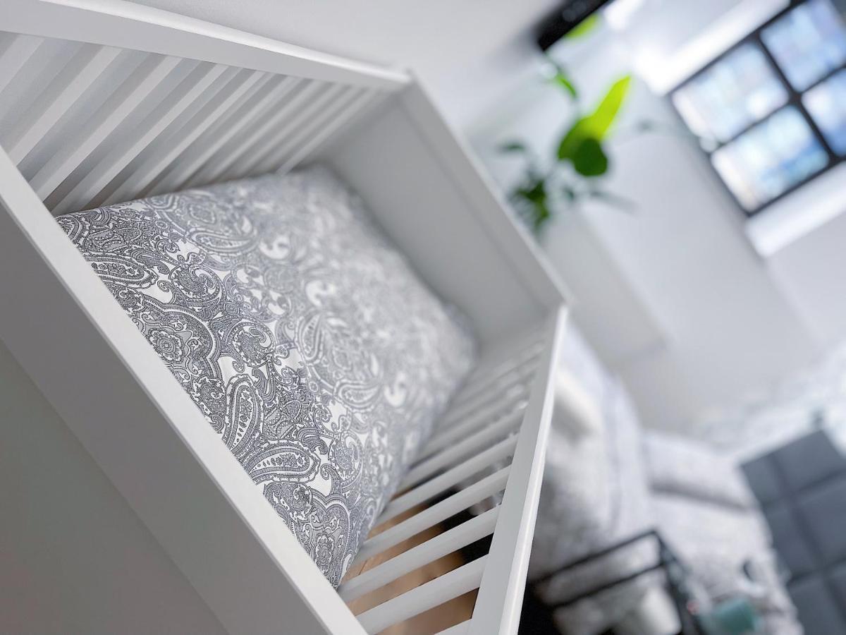 Polonia Art Apartments In The City Center Катовице Екстериор снимка