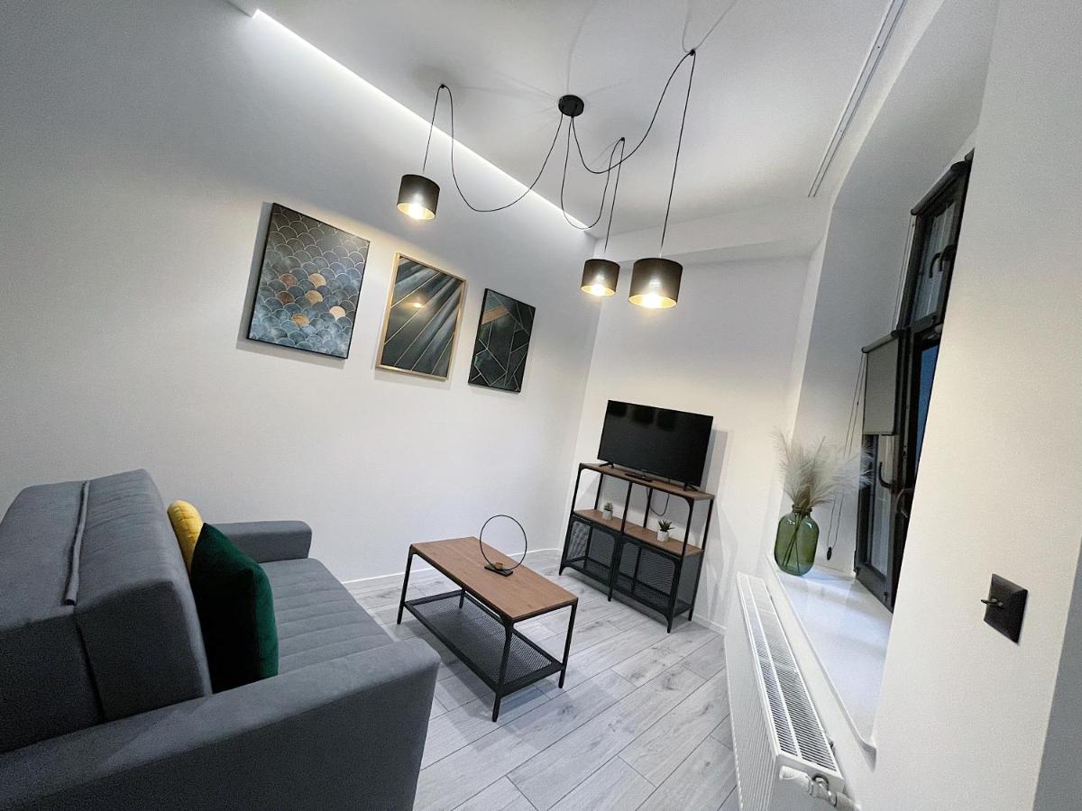 Polonia Art Apartments In The City Center Катовице Екстериор снимка