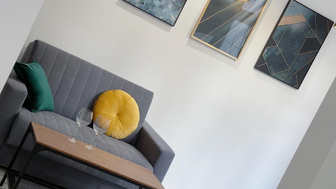 Polonia Art Apartments In The City Center Катовице Екстериор снимка