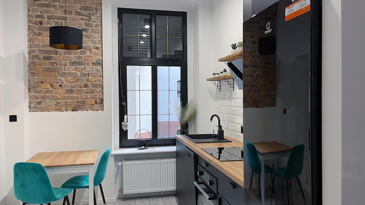 Polonia Art Apartments In The City Center Катовице Екстериор снимка
