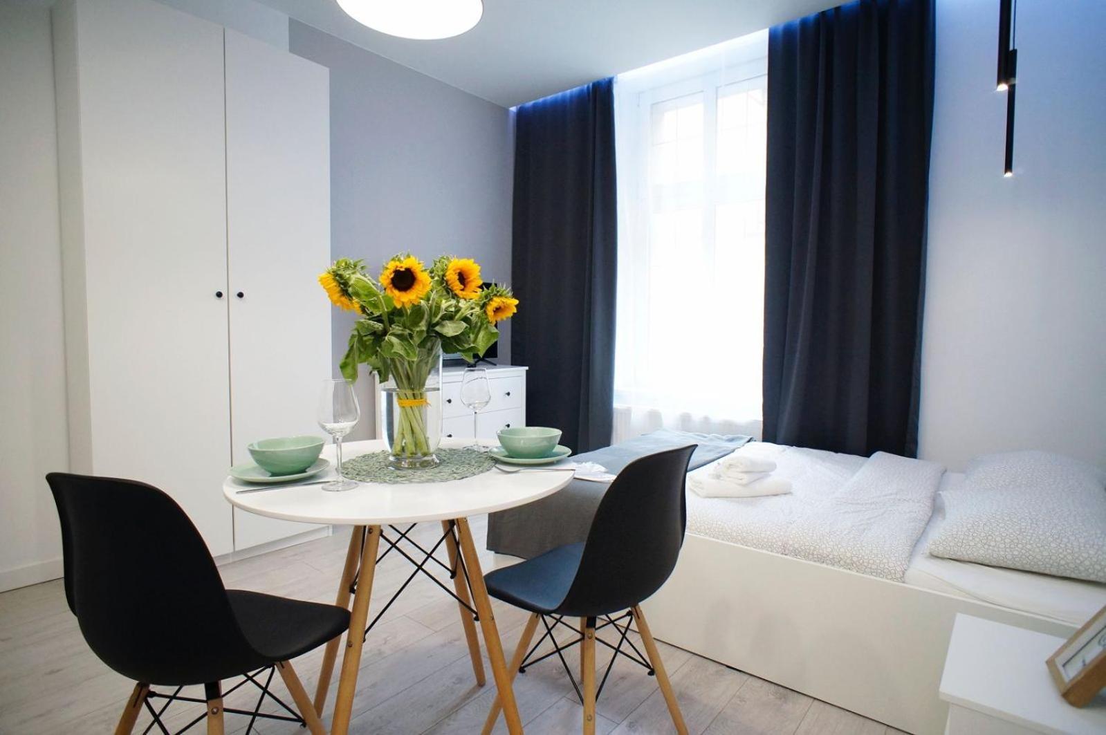 Polonia Art Apartments In The City Center Катовице Екстериор снимка